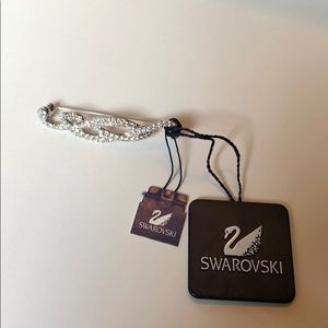 Swarovski Crystal pin